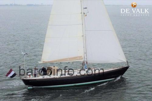 Hinckley 52 ficha tecnica 